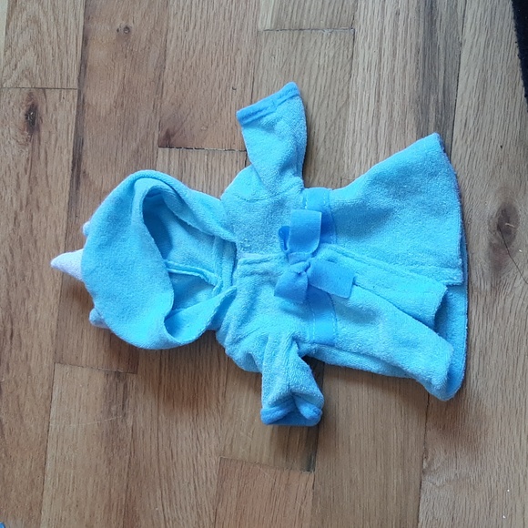 Random doll clothes - Picture 5 of 8